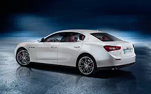  Maserati Ghibli Q4 - 2013