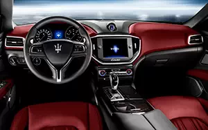  Maserati Ghibli Q4 - 2013