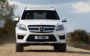   Mercedes-Benz GL350 BlueTEC AMG Sports Package UK-spec - 2013