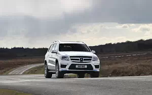   Mercedes-Benz GL350 BlueTEC AMG Sports Package UK-spec - 2013