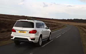   Mercedes-Benz GL350 BlueTEC AMG Sports Package UK-spec - 2013