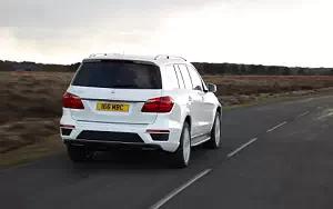   Mercedes-Benz GL350 BlueTEC AMG Sports Package UK-spec - 2013