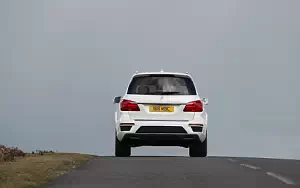   Mercedes-Benz GL350 BlueTEC AMG Sports Package UK-spec - 2013