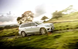   Mercedes-Benz GL350 BlueTEC AMG Sports Package UK-spec - 2014