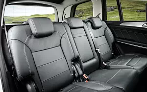   Mercedes-Benz GL350 BlueTEC AMG Sports Package UK-spec - 2014