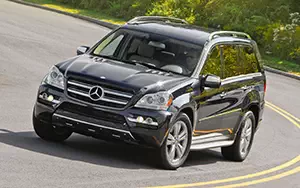   Mercedes-Benz GL450 US-spec - 2010