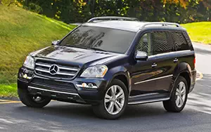   Mercedes-Benz GL450 US-spec - 2010