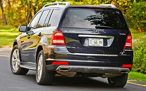  Mercedes-Benz GL450 US-spec - 2010