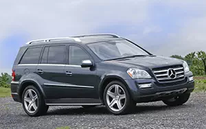   Mercedes-Benz GL550 US-spec - 2010