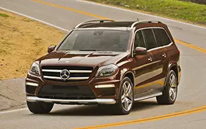   Mercedes-Benz GL63 AMG US-spec - 2013