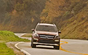   Mercedes-Benz GL63 AMG US-spec - 2013