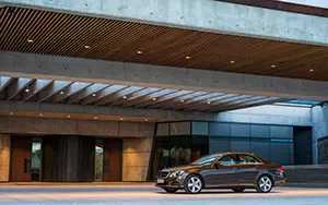   Mercedes-Benz E300 BlueTEC HYBRID - 2013