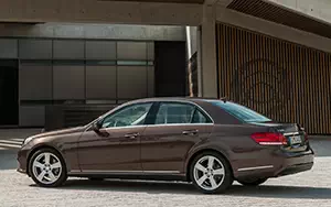   Mercedes-Benz E300 BlueTEC HYBRID - 2013