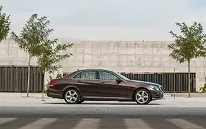   Mercedes-Benz E300 BlueTEC HYBRID - 2013