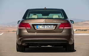   Mercedes-Benz E300 BlueTEC HYBRID - 2013