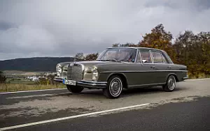   Mercedes-Benz 250 SE W108 - 1965