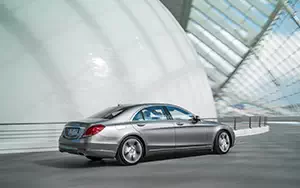   Mercedes-Benz S400 HYBRID - 2013