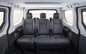   Opel Vivaro Tourer BiTurbo - 2017