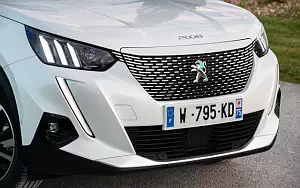   Peugeot e-2008 GT - 2020