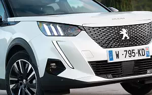   Peugeot e-2008 GT - 2020