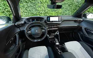   Peugeot e-2008 GT - 2020