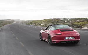   Porsche 911 Targa 4 GTS - 2017