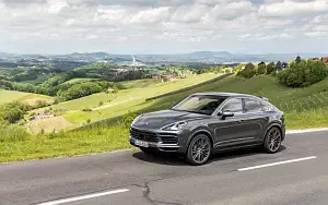   Porsche Cayenne S Coupe (Quarzite Grey Metallic) - 2019