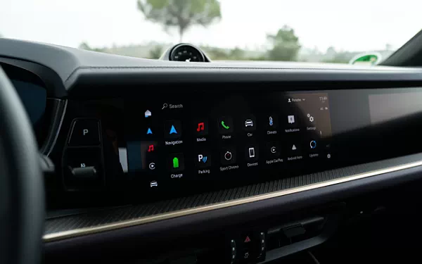 ���� ���������� Porsche Cayenne S E-Hybrid Coupe SportDesign Package - 2023