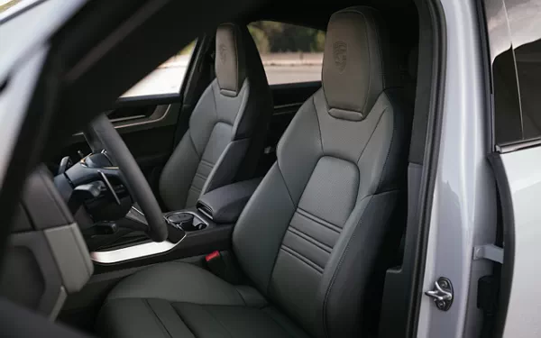 ���� ���������� Porsche Cayenne S E-Hybrid Coupe SportDesign Package - 2023