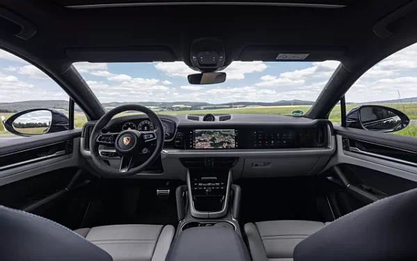 ���� ���������� Porsche Cayenne GTS Coupe (Algarve Blue Metallic) - 2024