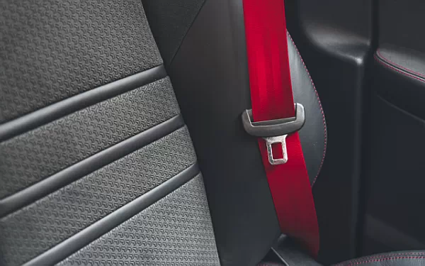 ���� ���������� Porsche Cayenne GTS Coupe (Carmine Red) - 2024