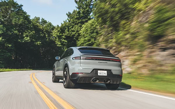 ���� ���������� Porsche Cayenne GTS Coupe - 2024