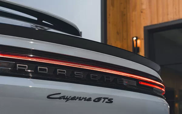 ���� ���������� Porsche Cayenne GTS Coupe - 2024