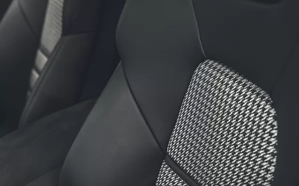 ���� ���������� Porsche Cayenne GTS Coupe - 2024