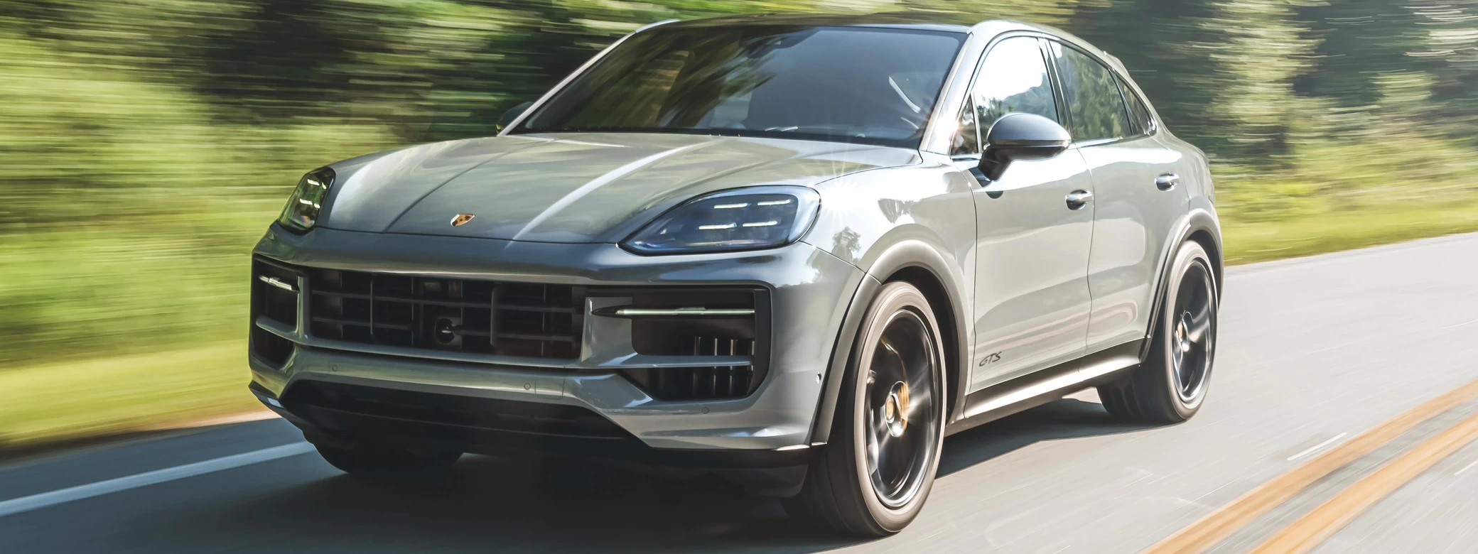 ���� ���������� Porsche Cayenne GTS Coupe - 2024 - Car wallpapers