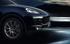   Porsche Cayenne S - 2014