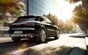   Porsche Macan Turbo - 2014