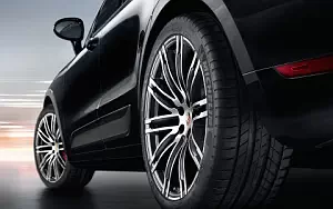  Porsche Macan Turbo - 2014