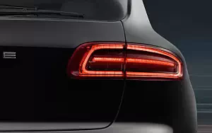   Porsche Macan Turbo - 2014