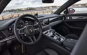   Porsche Panamera Turbo S E-Hybrid Sport Turismo (Carmine Red) - 2017