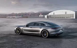   Porsche Panamera Turbo Executive - 2017