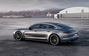   Porsche Panamera Turbo Executive - 2017