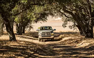   Ram 2500 Laramie Longhorn Crew Cab - 2014