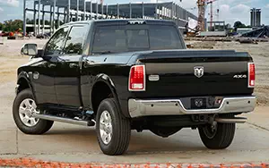   Ram 2500 Laramie Longhorn Crew Cab - 2014