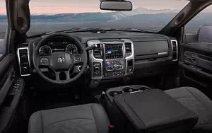   Ram 2500 Power Wagon Crew Cab - 2016