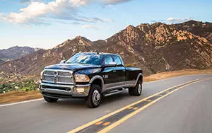   Ram 3500 Heavy Duty Laramie Crew Cab - 2014