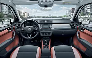 Обои автомобили Skoda Fabia Combi - 2015