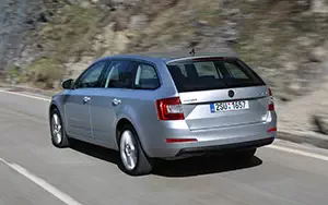   Skoda Octavia Combi 4x4 - 2013