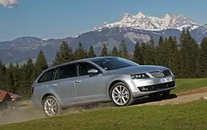   Skoda Octavia Combi 4x4 - 2013