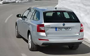   Skoda Octavia Combi 4x4 - 2013